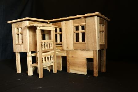 <b>wooden house</b>