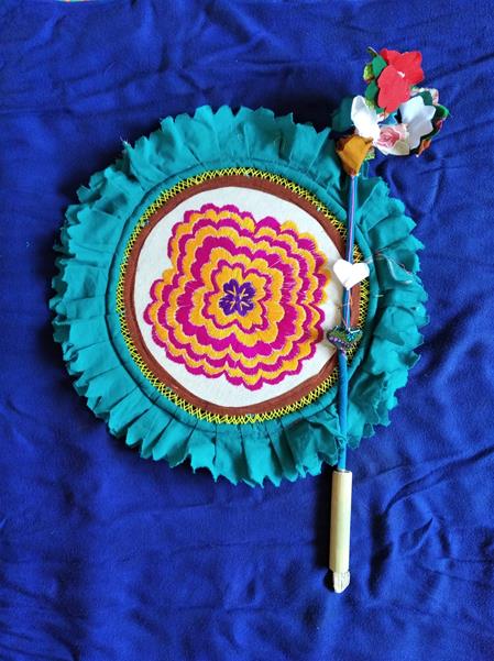 <b>hand fan</b>