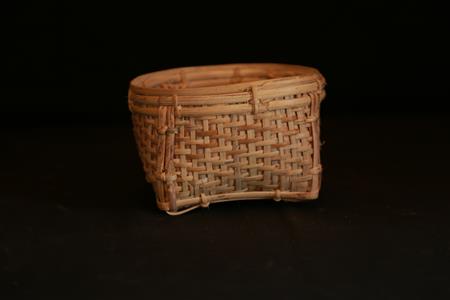 <b>small measuring basket</b>