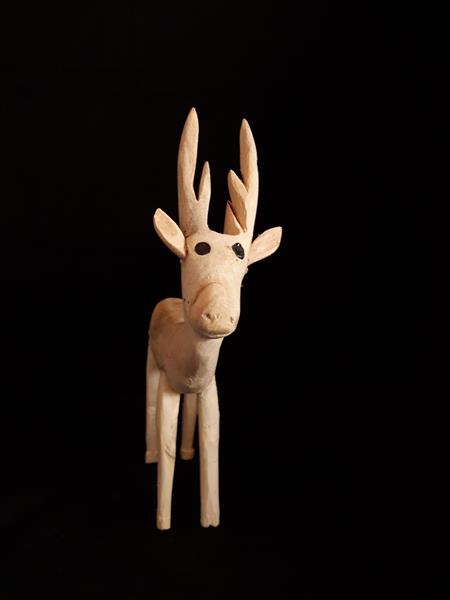 <b>deer figurine</b>