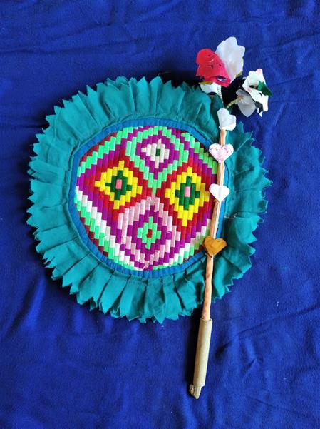 <b>hand fan</b>