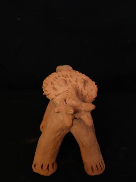 <b>lion figurine</b>