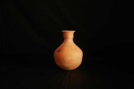 <b>small water pot/urn</b>
