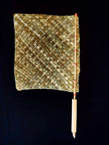 <b>hand fan</b>