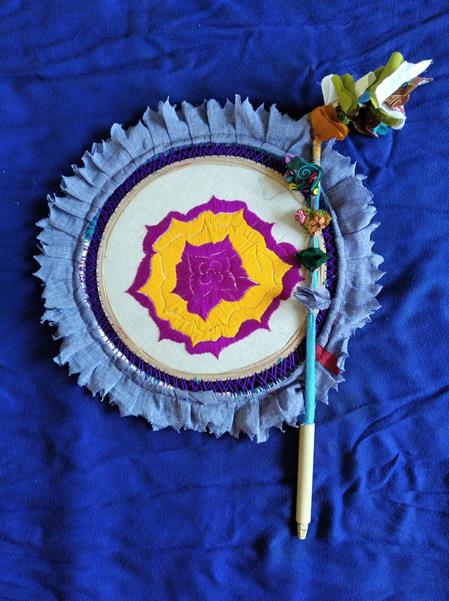 <b>hand fan</b>