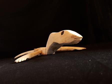 <b>lizard figurine</b>