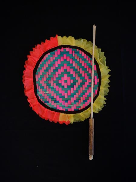 <b>hand fan</b>