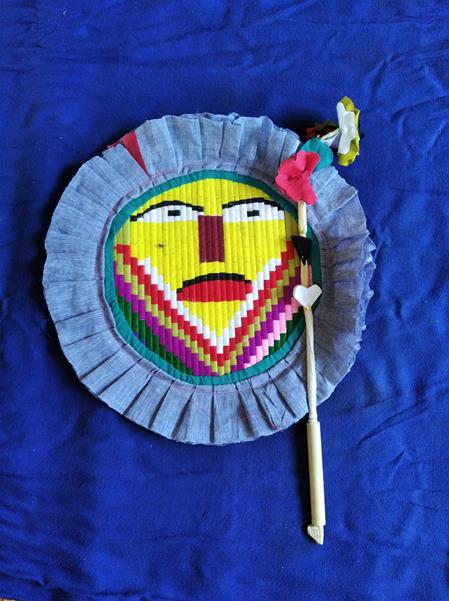 <b>hand fan</b>